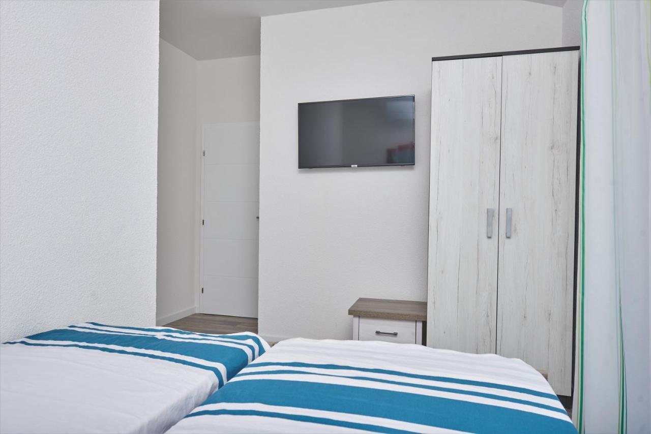 Apartments & Rooms Seaside Каштела Екстер'єр фото